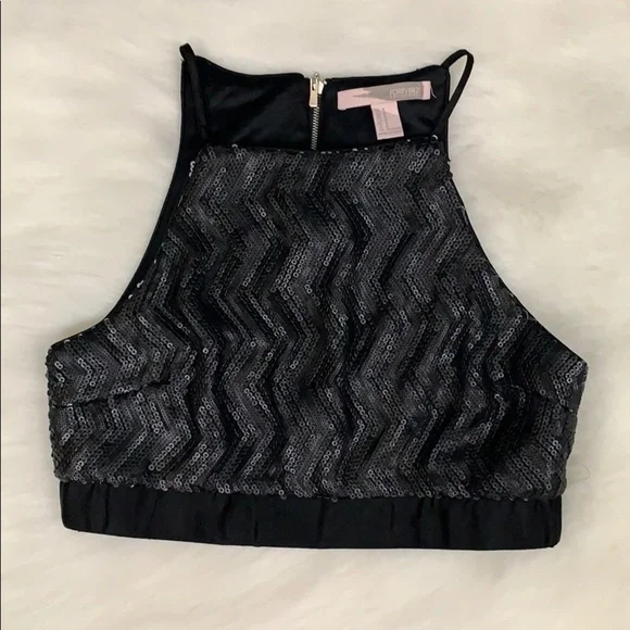 𝅺sequined high neck crop top - Picture 5 of 8